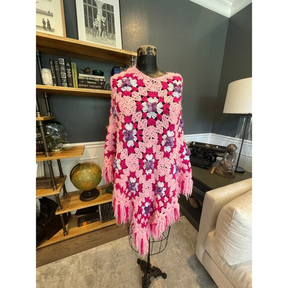 Vintage Pink Crocheted Poncho Sweater, One Size, Granny Style, ~ 220713-MEL 4 - Picture 1 of 7